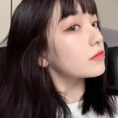 杨璨月